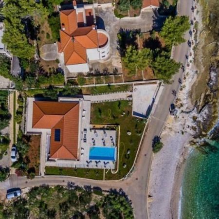 Villa R&B Сутиван Екстериор снимка