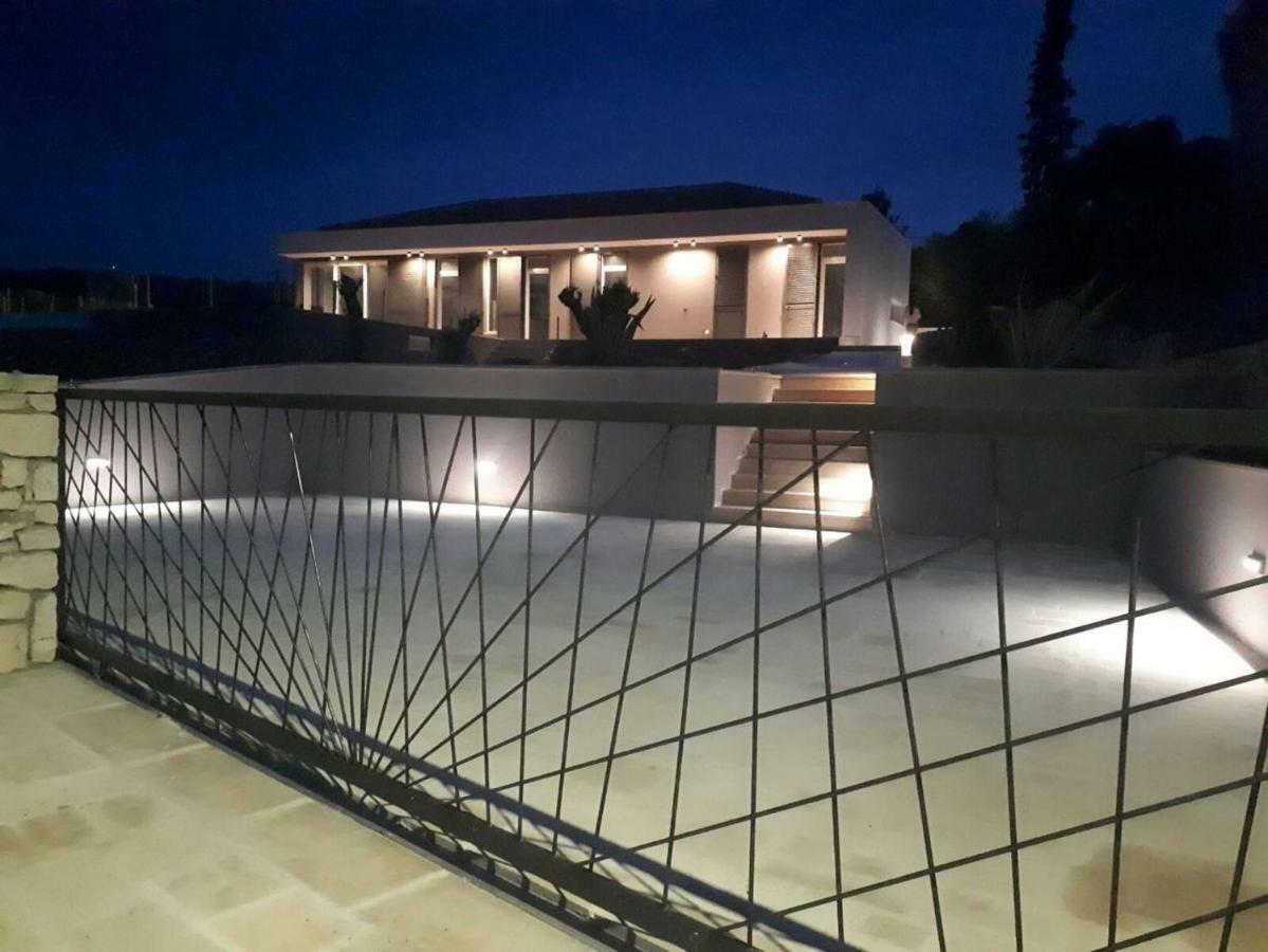 Villa R&B Сутиван Екстериор снимка